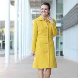 J. Crew double cloth lady coat size 4. Yellow.